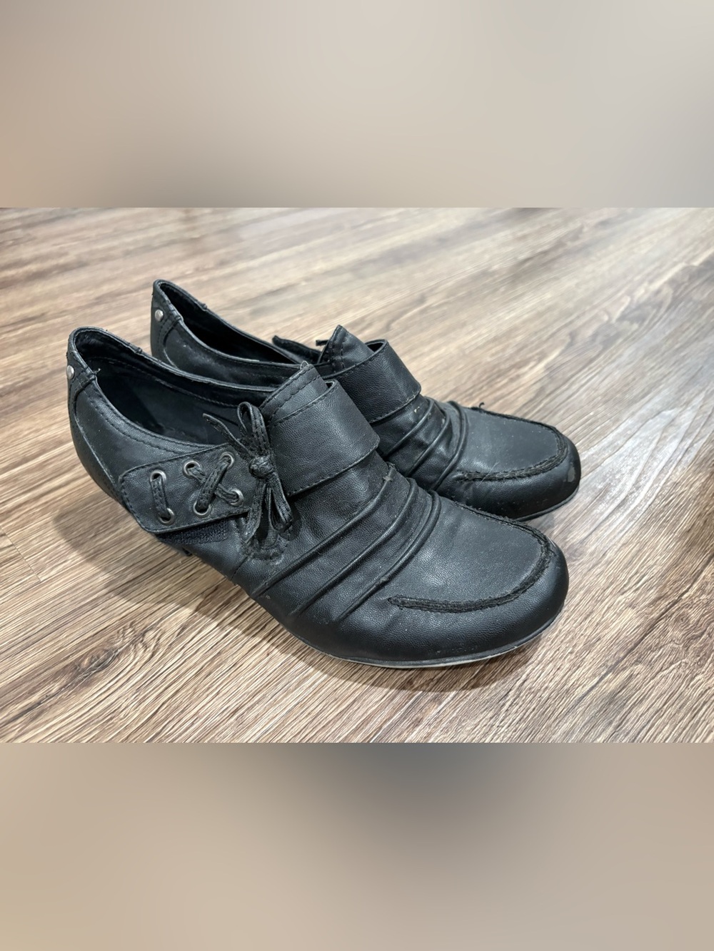 Comfort Slip-On Women's Black Casual Shoe